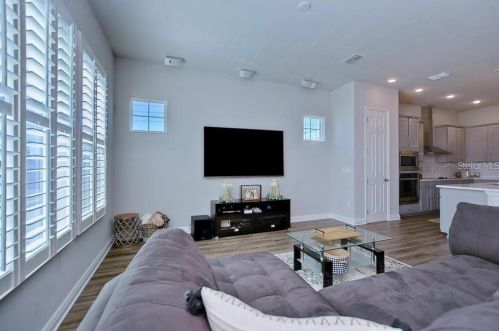 9545 Park Village Dr, Tampa FL  33626-5153 exterior