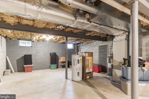 64 Liborio Ln, New Castle DE 19720-4651 exterior