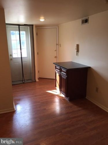 788 2nd St, Philadelphia PA 19122-2602 exterior