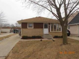 2331 Plainfield Ave, Milwaukee, WI 53221-1919