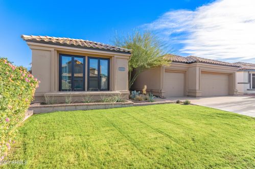 3291 Del Rio St, Chandler AZ  85226-2305 exterior
