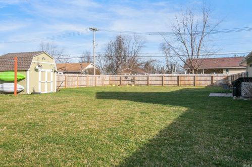 1901 Division St, Mishawaka IN 46545-6201 exterior