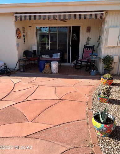 1129 Alpine Cir, Green Valley AZ 85614-1817 exterior