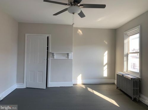 405 Fairmount Ave, Philadelphia PA 19123-2809 exterior