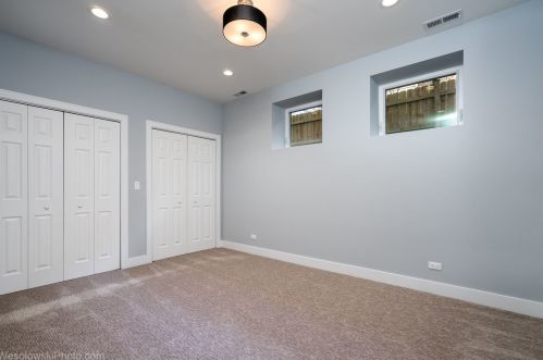 5520 Luna Ave, Chicago IL  60630-1312 exterior