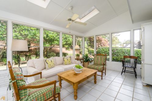 7710 Dunvegan Close, Atlanta GA 30350-5504 exterior