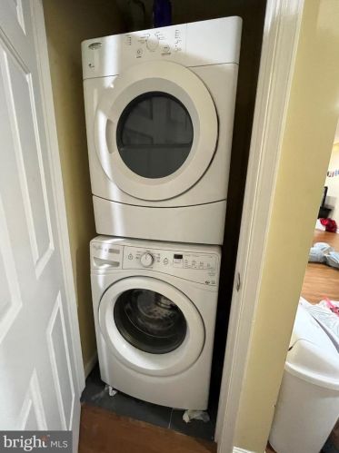 1430 Carlisle St, Philadelphia PA 19121-4435 exterior