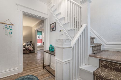 604 Apple Ave, Meskegon MI  49442-3646 exterior