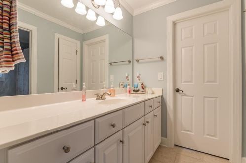 2195 Innsfail Dr, Lithonia GA 30078-5683 exterior