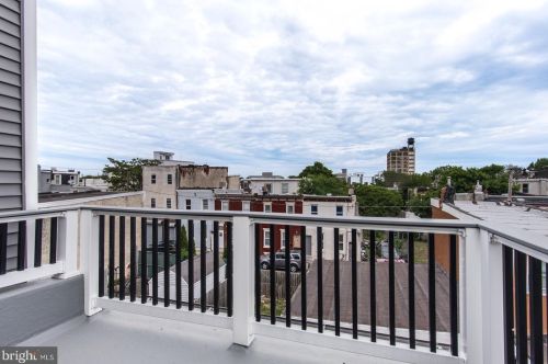 2037 Lawrence St, Philadelphia PA 19120-1828 exterior