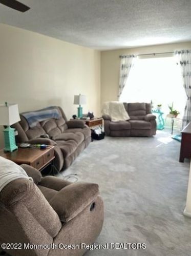 94 Sandpiper Dr, Berkeley Township NJ  08721-1965 exterior