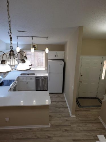 12937 Autumn View Dr, Saint Louis, MO 63146-4332