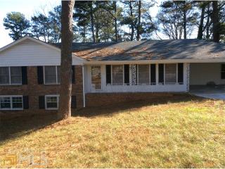 6462 Payton Woods Ln, Tucker GA  30084-1522 exterior
