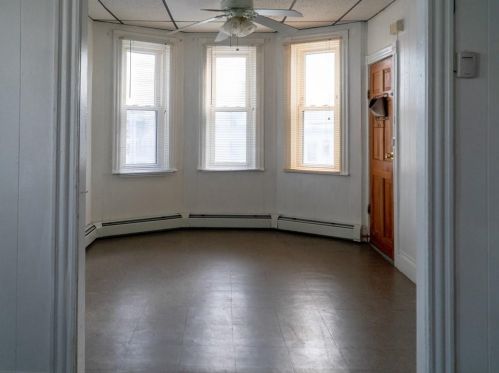 223 Federal St, Providence RI  02909-1103 exterior