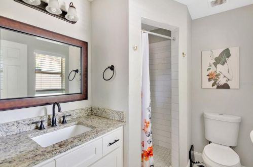 8714 22nd St, Tampa FL  33604-2112 exterior