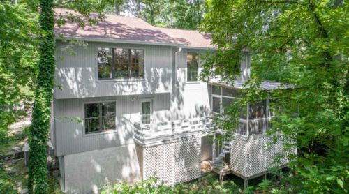 3218 Lockwood Dr, Chattanooga TN  37415-5304 exterior