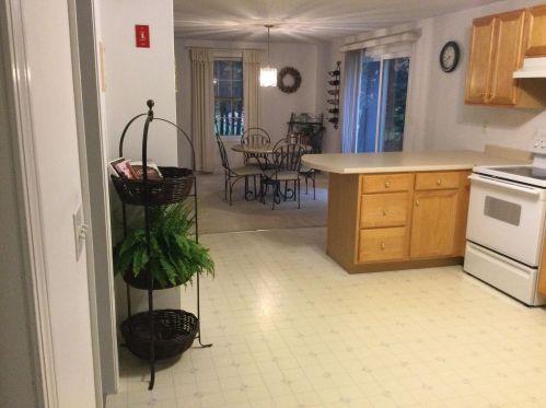 62 Primrose Ln, Concord, NH 03303-2024