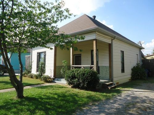 111 Hull St, Denison TX  75021-4917 exterior