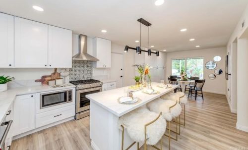 2017 Las Lanas Ln, Fullerton CA  92833-1706 exterior