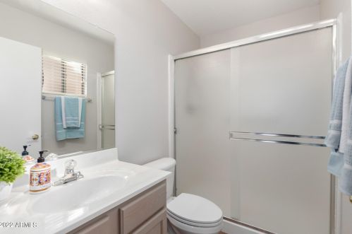 9022 Minnesota Ave, Chandler AZ 85248-6633 exterior