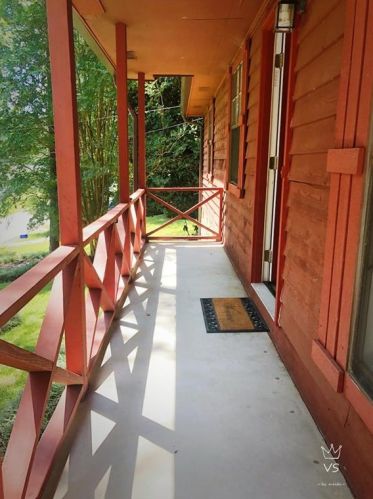 3733 Tree Bark Ln, Lithonia GA  30039-4319 exterior