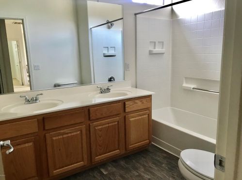 3305 Hawk Pl, Chandler AZ exterior