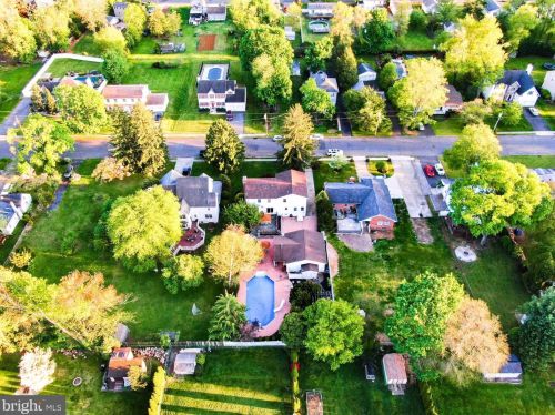 118 Lenox Ave, Trenton NJ 08620-1707 exterior