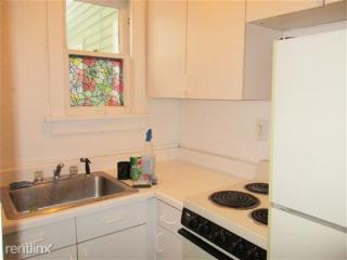 502 Locust St, Kalamazoo MI  49007-5022 exterior