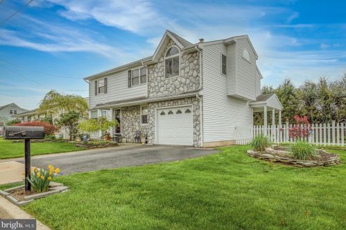 59 Eldridge Ave, Trenton, NJ 08648-3509