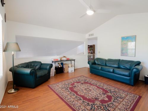 2124 Cathedral Rock Dr, Phoenix AZ 85045-1821 exterior