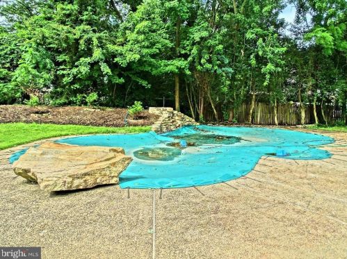 304 Rose Vly Rd, Media PA exterior