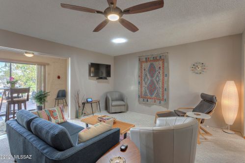 732 Placita Nueva, Green Valley AZ 85614-2829 exterior