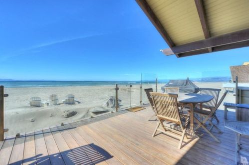 867 Mandalay Bch Rd, Oxnard CA 93035-1078 exterior