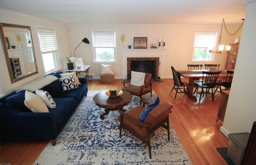 2 Ridge Dr, Berkeley Heights NJ  07922-2110 exterior