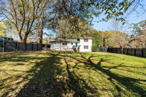 2264 Baker Rd, Atlanta GA 30318-6221 exterior