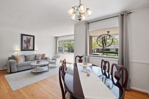 9533 Ldg Pole Ln, Saint Louis MO 63126-2162 exterior