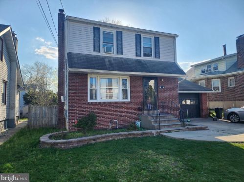 1557 River Dr, Camden, NJ 08110-2919