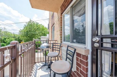 179 Cross St, Bronx NY 10464-1225 exterior