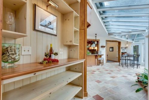 1289 Beech Vly Rd, Atlanta GA 30306-3123 exterior