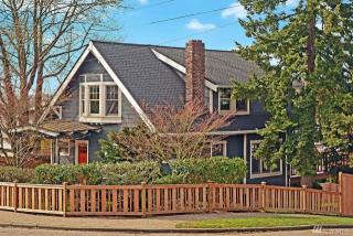 3259 13th Ave, Seattle WA  98119-1724 exterior