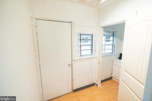 817 9 St, Camden NJ 08103-2603 exterior