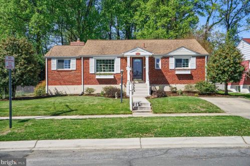 13000 Evanston St, Rockville MD  20853-3027 exterior