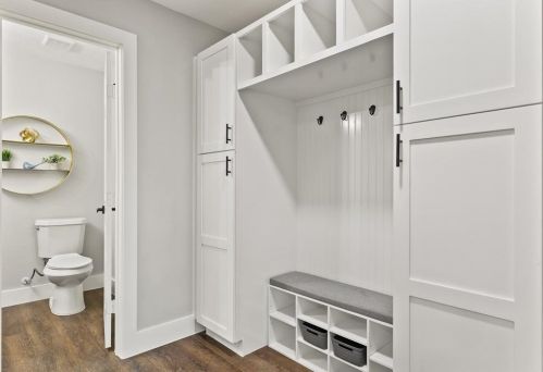 11032 Carissa Dr, Dallas TX  75218-1366 exterior