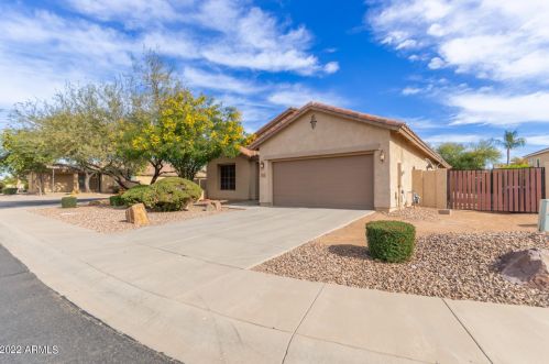 4105 Salt Cedar St, Chandler AZ  85249-3398 exterior