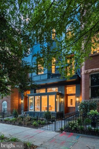 1402 12th St, Washington DC 20005-4404 exterior