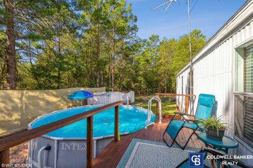 94 Crocus Ave, Defuniak Springs FL  32433-6549 exterior