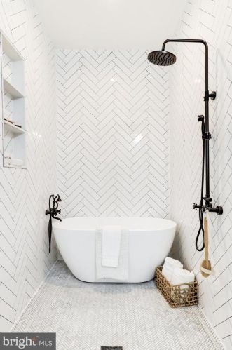 325 11th St, Washington DC  20002-6219 exterior