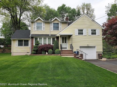 22 Crane Pkwy, Cranford, NJ 07016-3459