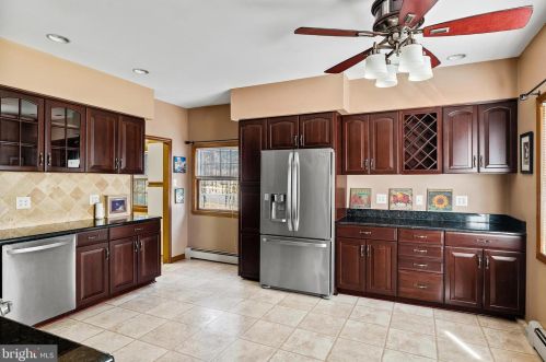 79 Orchard Ave, Runnemede NJ 08078-1356 exterior