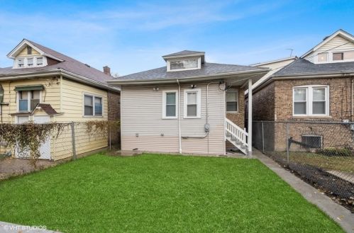 7718 Wood St, Chicago IL  60620-4443 exterior